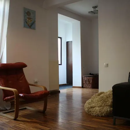 ★★★★★ 3bdrm Spacious House 6+ Guests