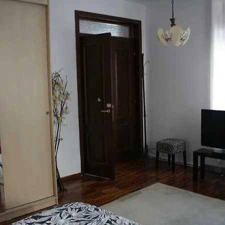 ★★★★★ 3bdrm Spacious House 6+ Guests * Bukareszt