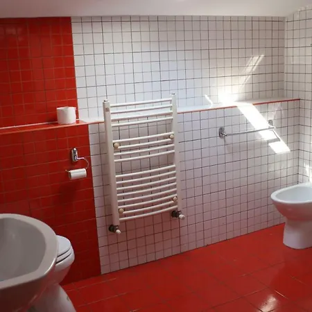 ★★★★★ 3bdrm Spacious House 6+ Guests Dom wakacyjny Bukareszt